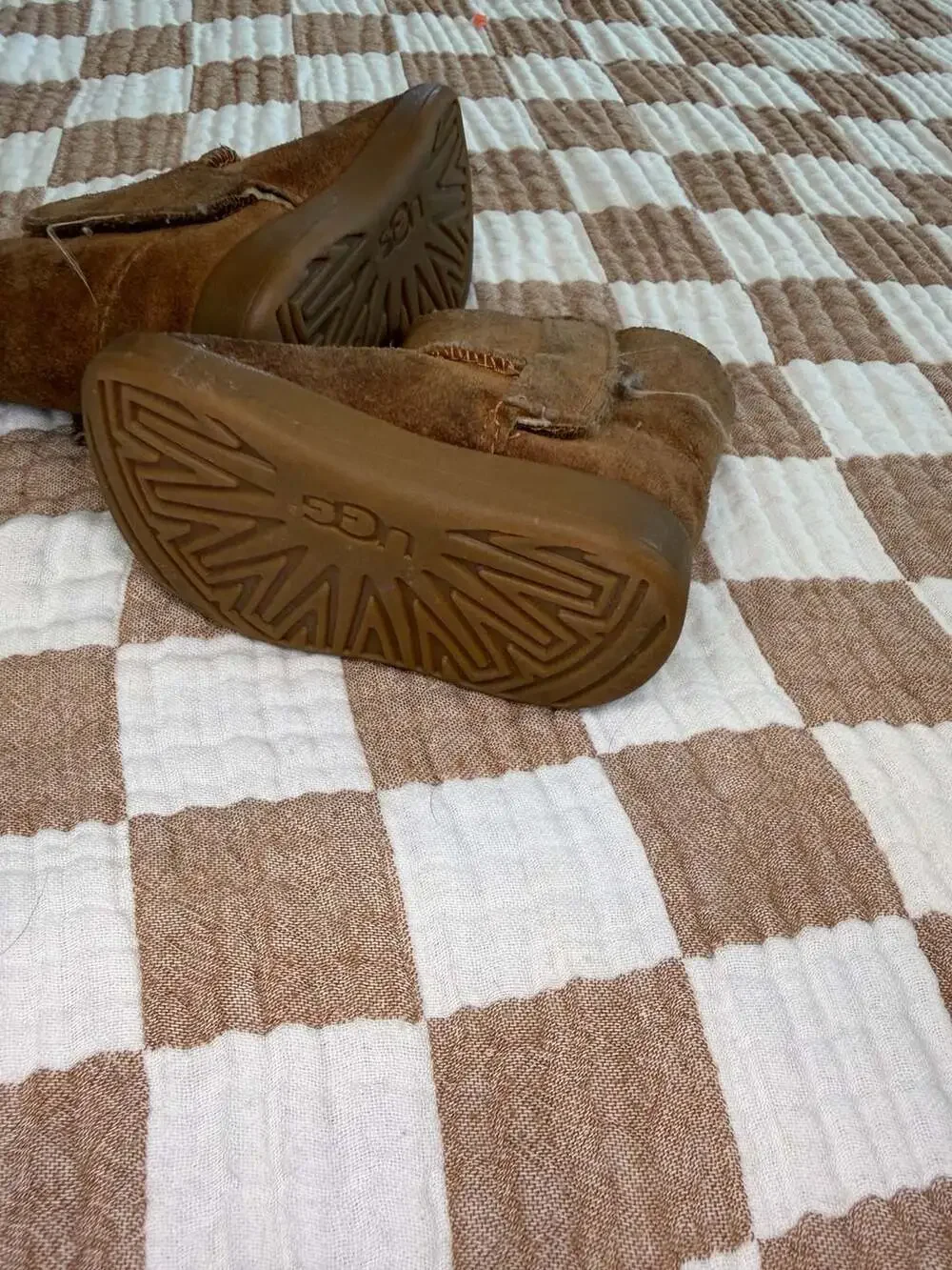 Ugg Toddler Boots Size 2/3 Brown Suede Infant